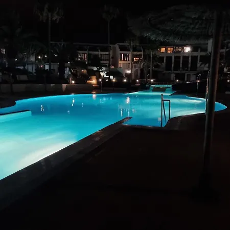 House First Line Of The Sea Dom wakacyjny