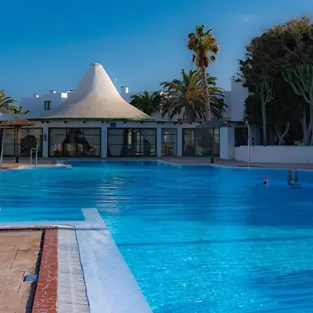 House First Line Of The Sea *