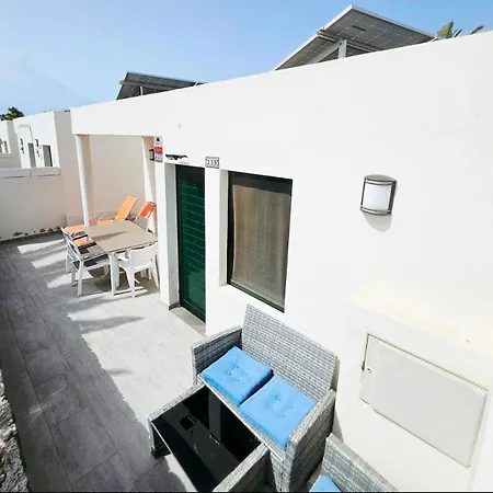 House First Line Of The Sea *