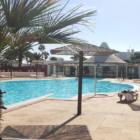 Hébergement de vacances House First Line Of The Sea