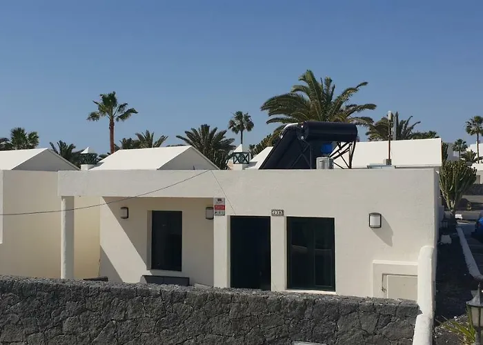 Nyaraló House First Line Of The Sea *